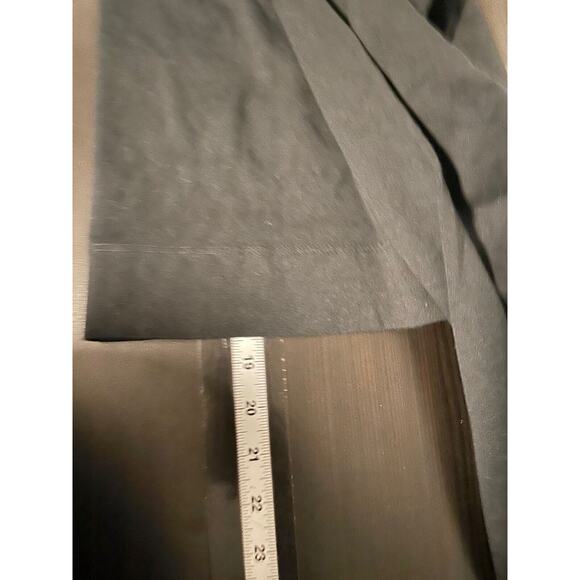 Tan Lines by Sivan Ayla Womens Sweatshirt Medium Black Cropped Casual Minimalist - Picture 6 of 7